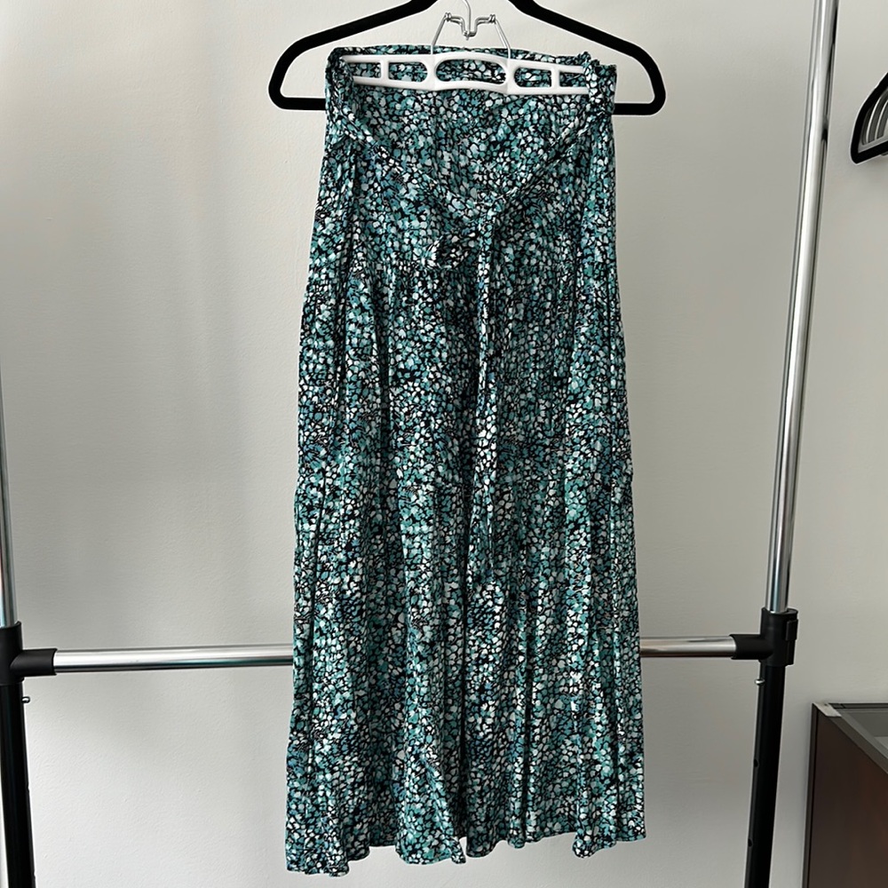 Women’s skirt